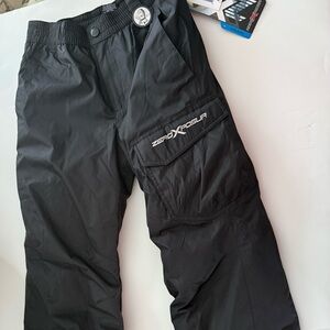 New ZeroXposur medium snow pants
